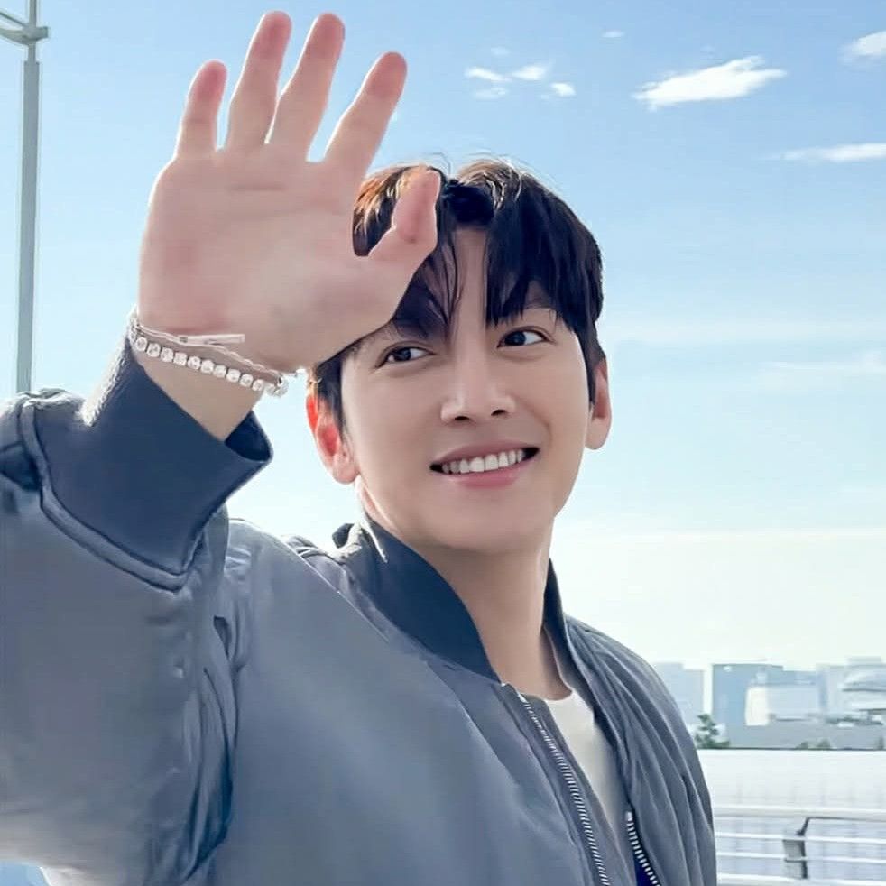 Recent activity shot of Ji Changwook