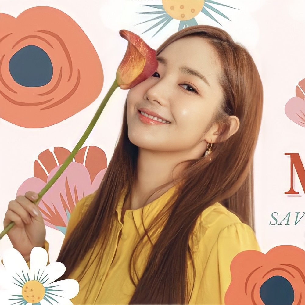 Recent activity shot of Park Minyoung