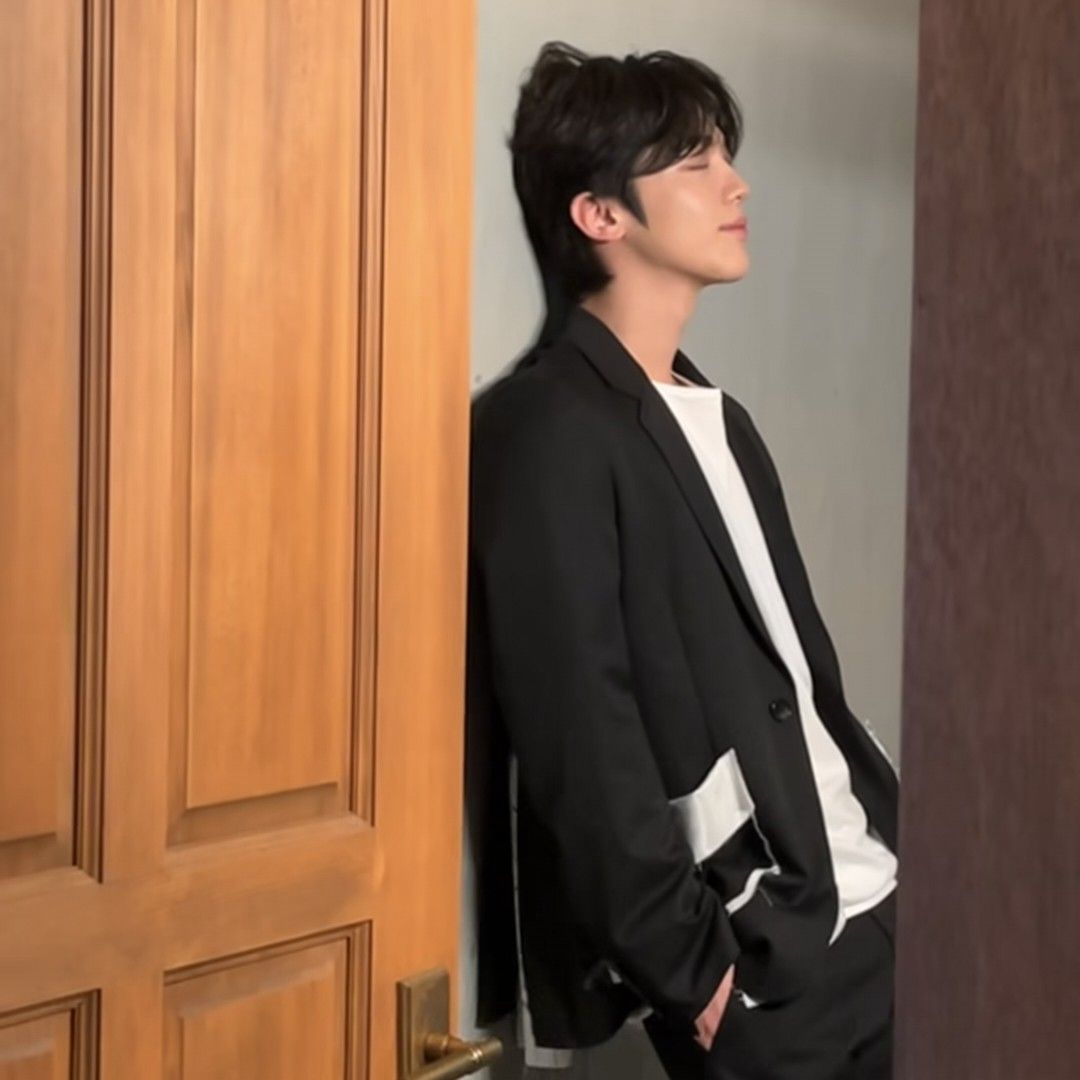 Latest photo of Kim Yohan