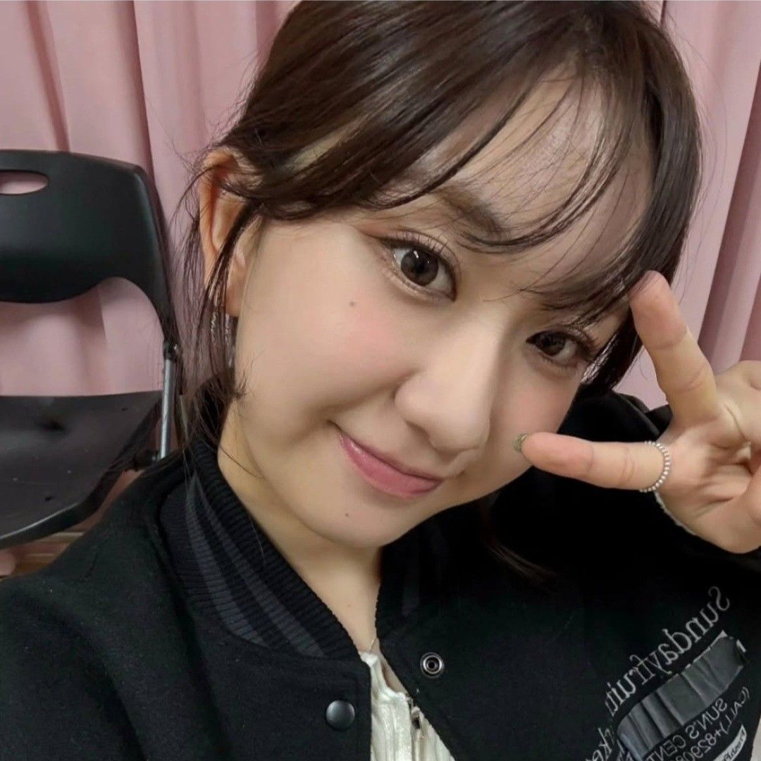 Momen yang diabadikan oleh penggemar Jeon Yujin