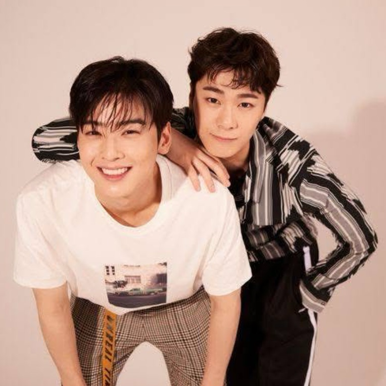 Recent activity shot of Cha Eunwoo