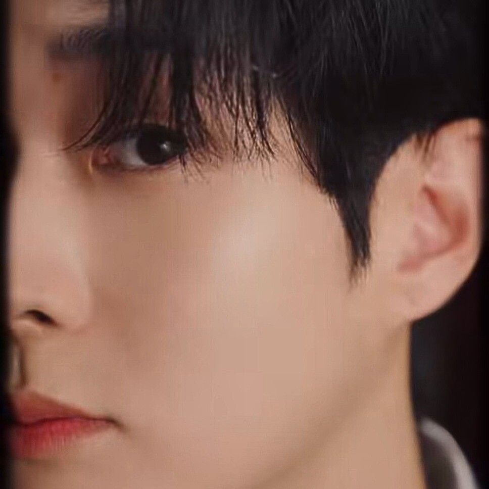 Recent activity shot of Choi Wooshik