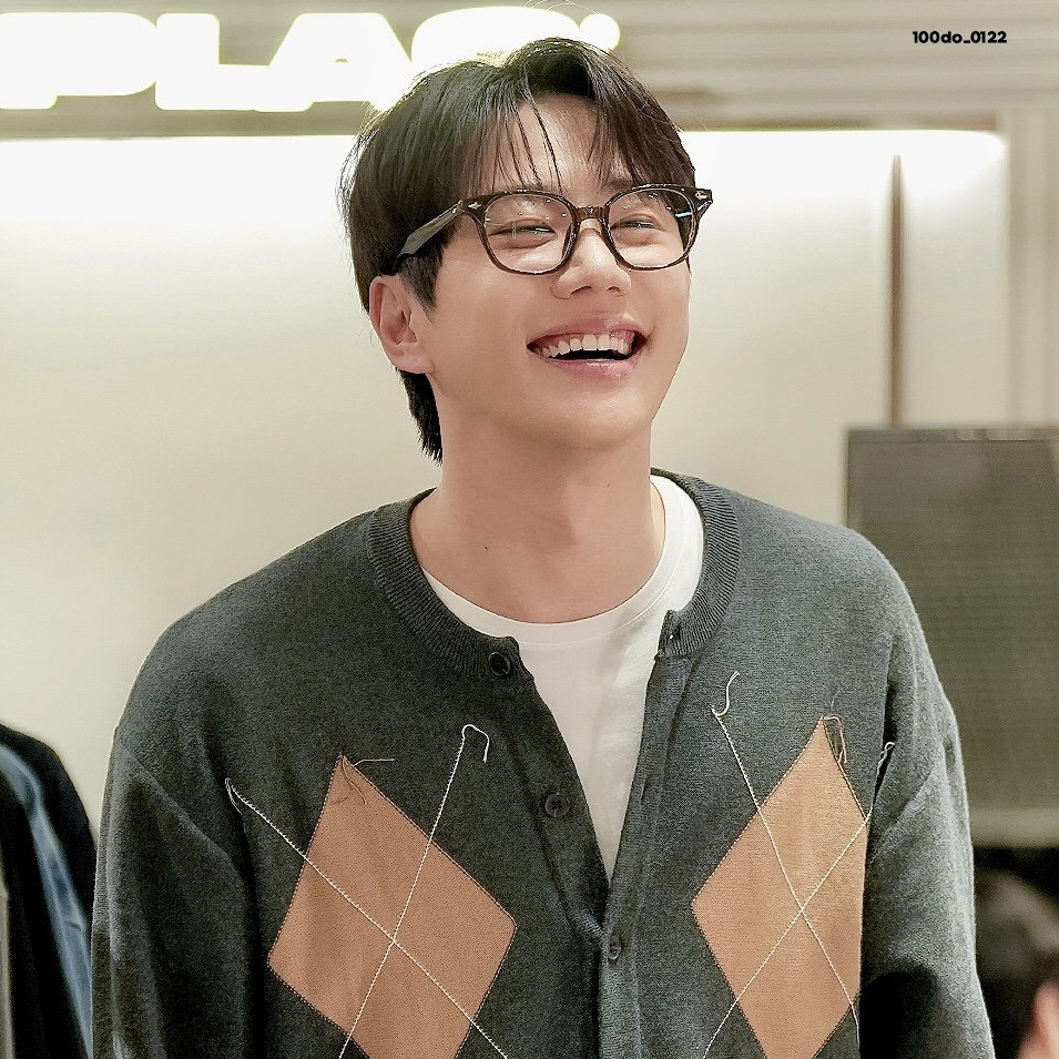 A moment captured by a fan of Lee Junyoung