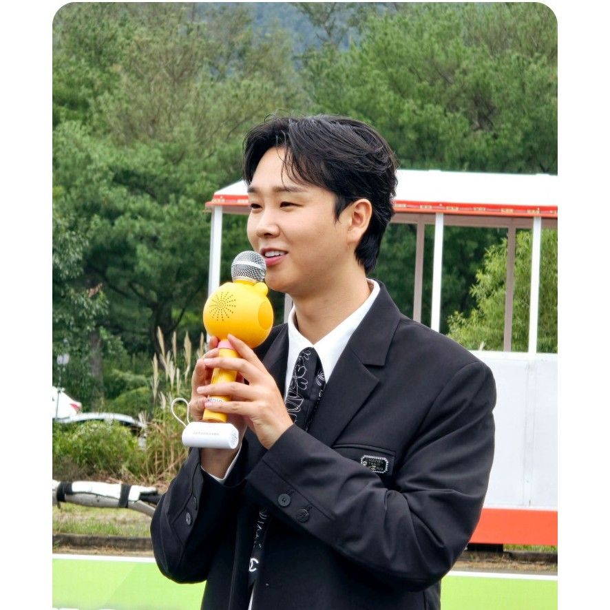 Recent activity shot of Song Minjun