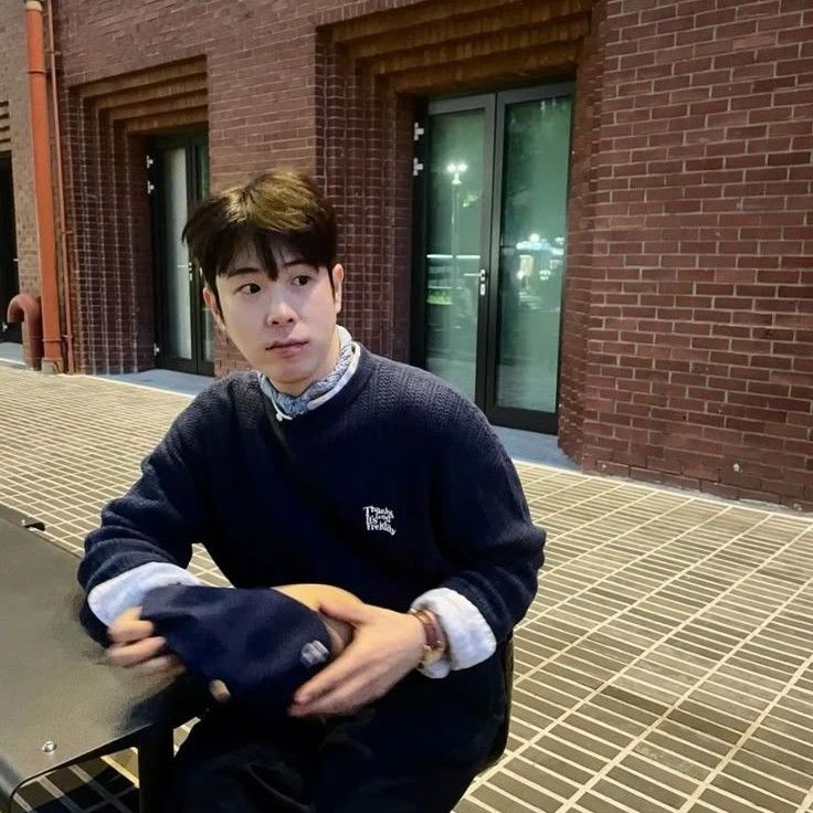 A moment captured by a fan of Pyo Jihoon (P.O)
