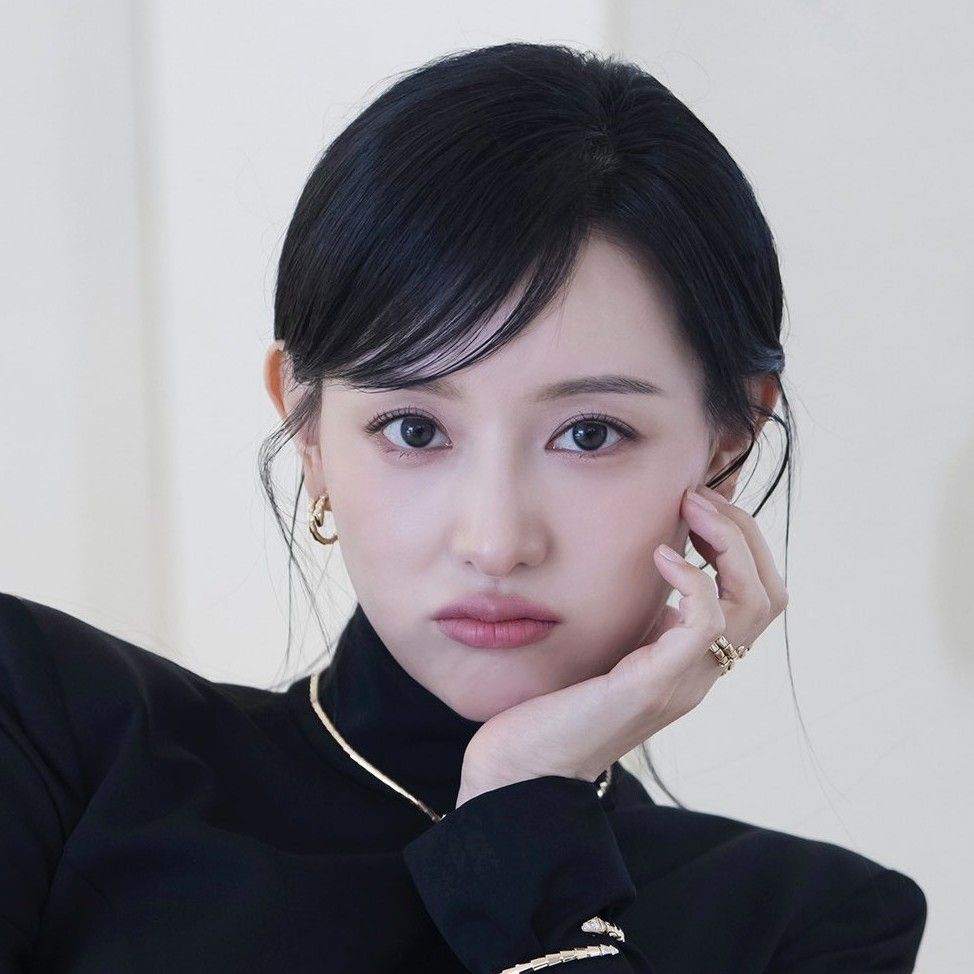 Recent activity shot of Kim Jiwon