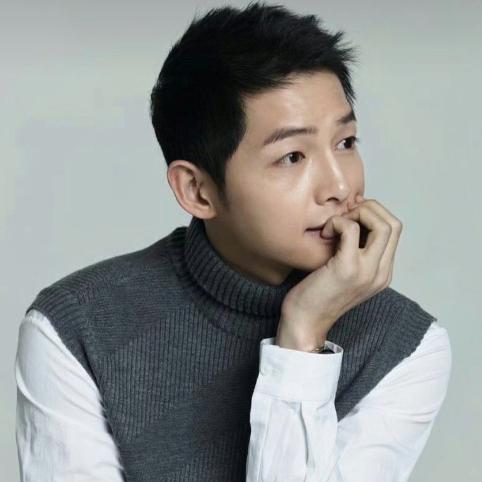 ソン・ジュンギの最新写真