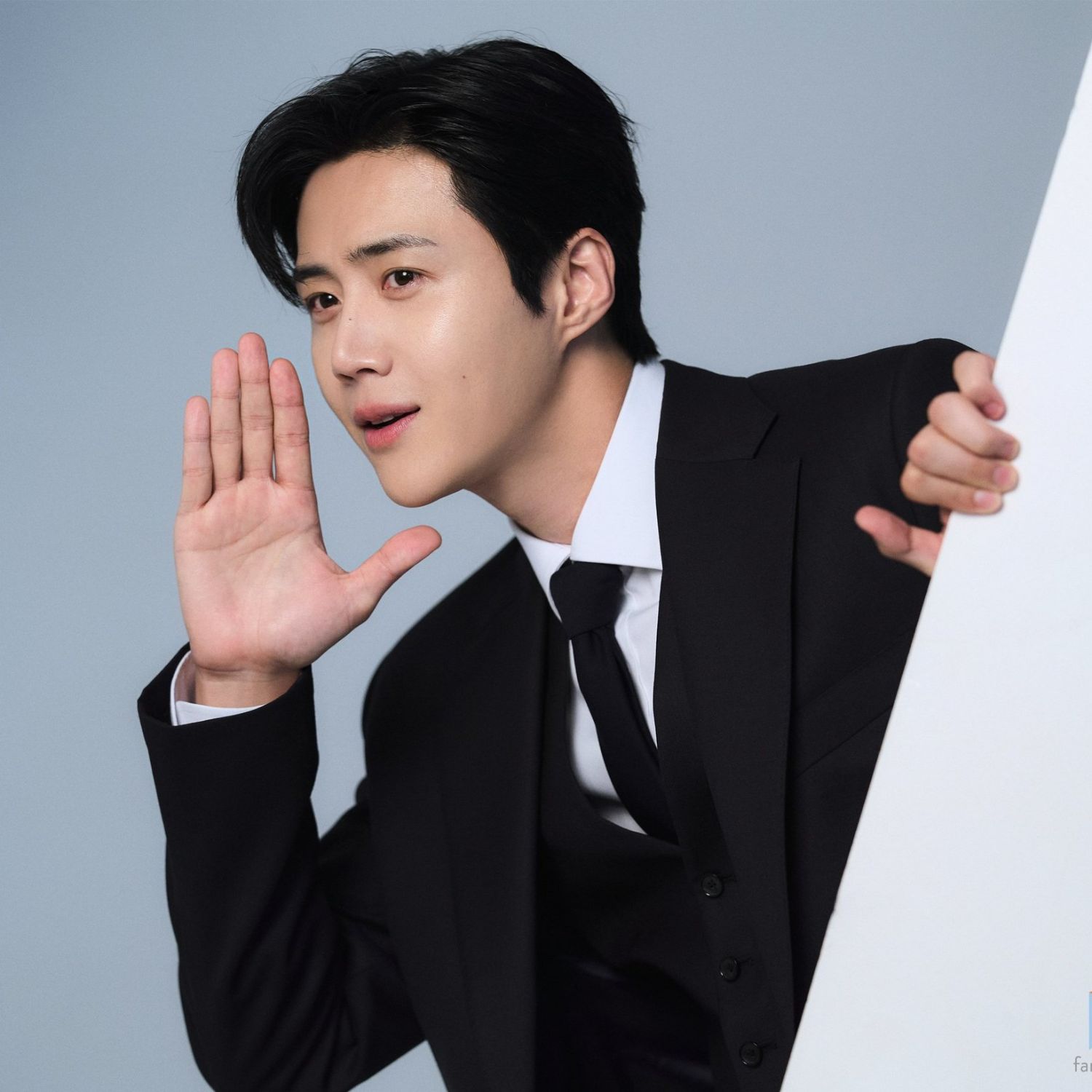Behind-the-scenes cut of Kim Seonho