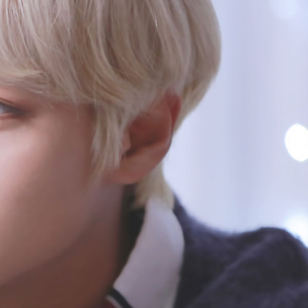 A moment captured by a fan of Park Jihoon