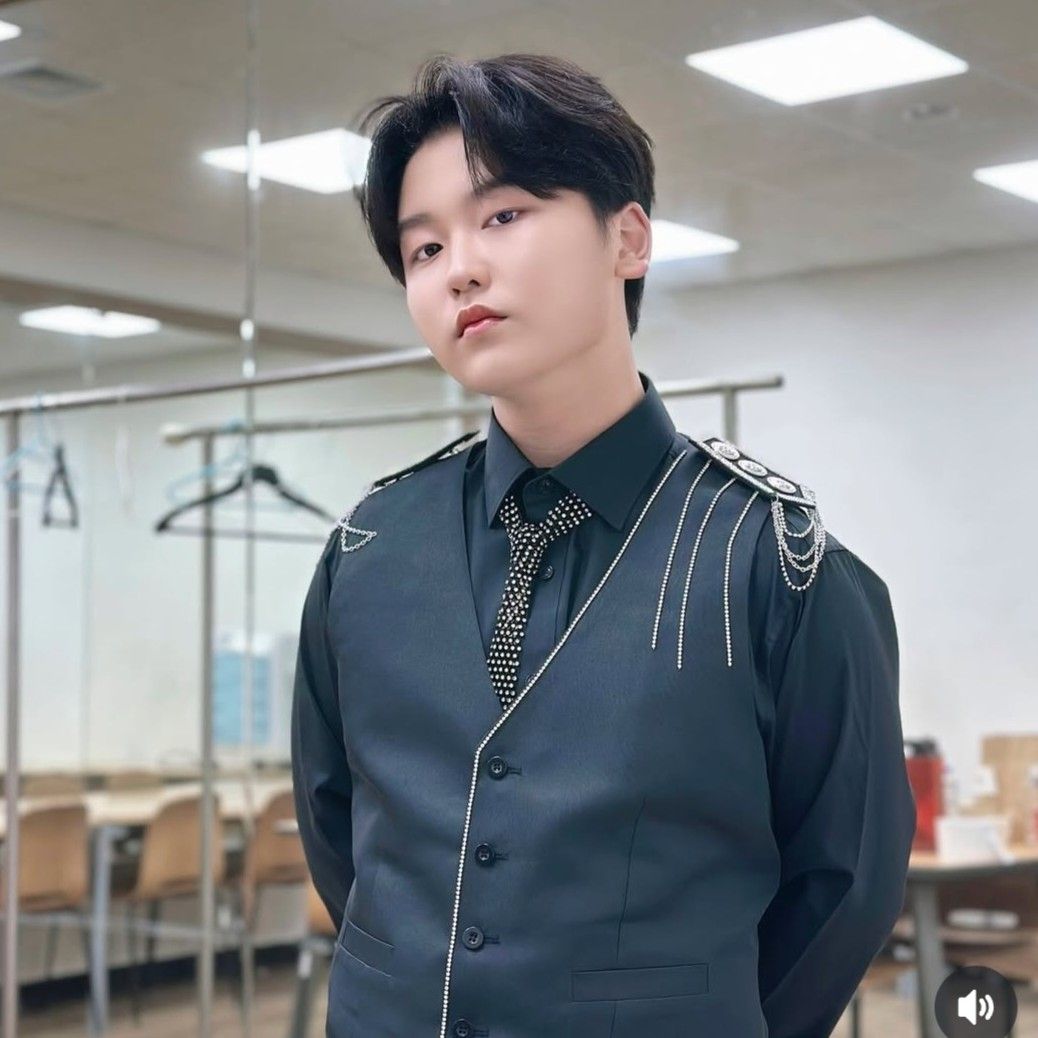 Recent activity shot of Park Sungon