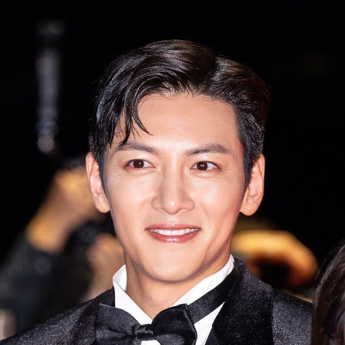 Behind-the-scenes cut of Ji Changwook