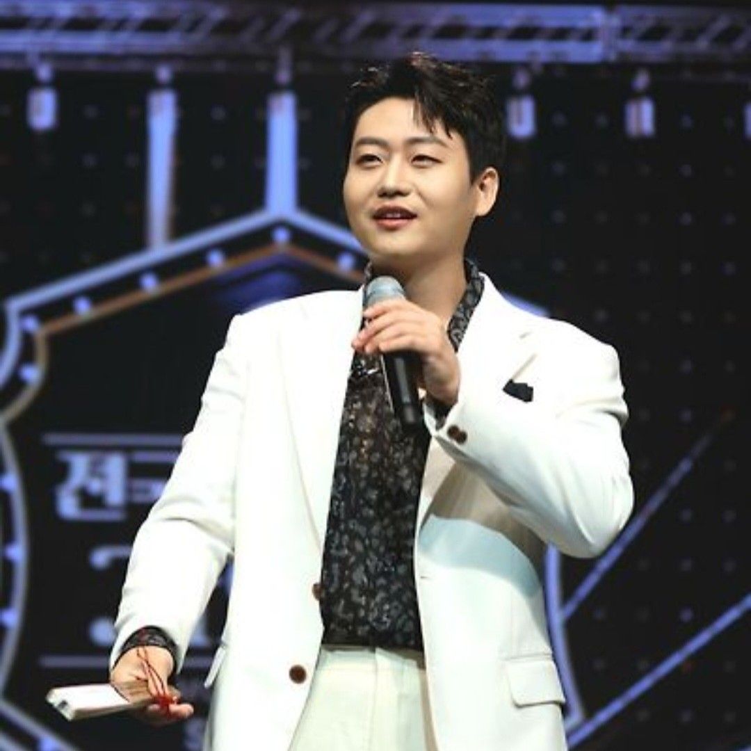 Recent activity shot of Min Soohyun