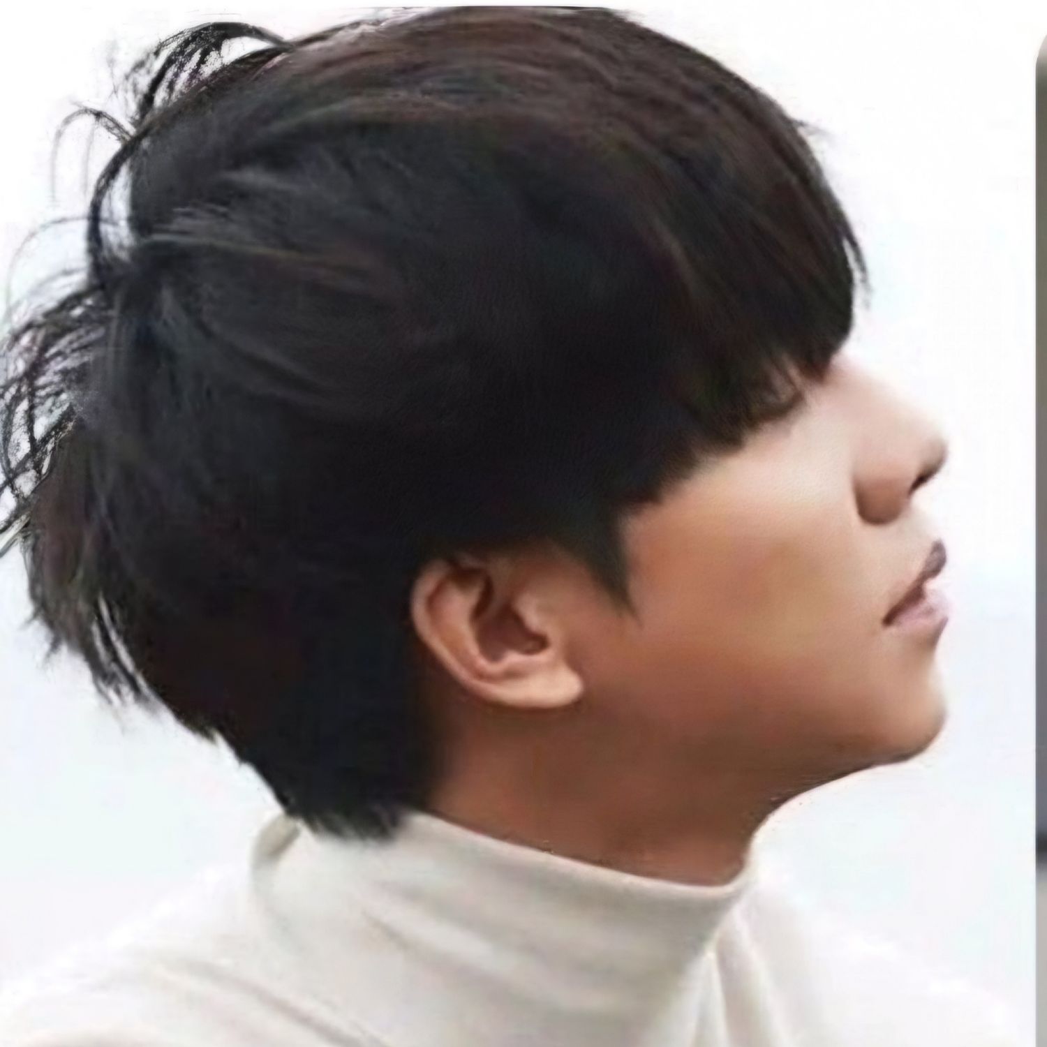 Latest photo of Lee Seunggi