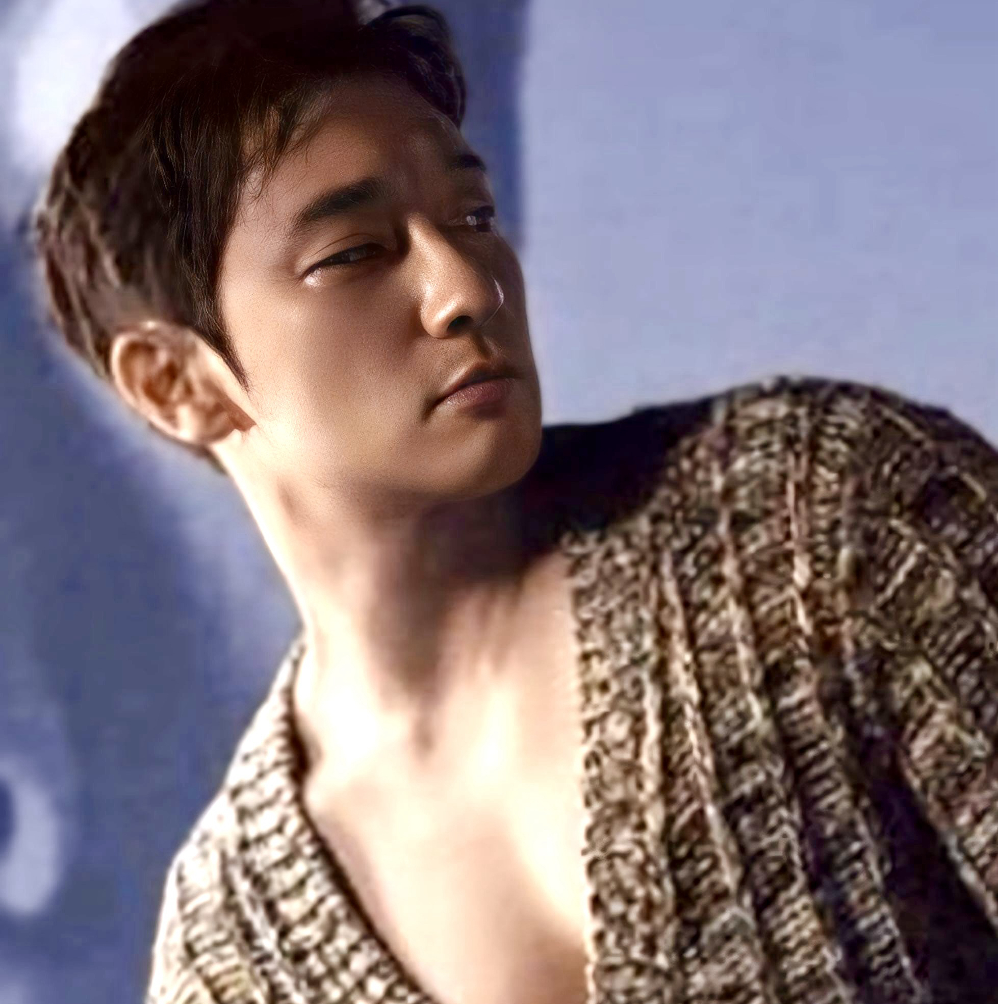 A moment captured by a fan of Son Seokkoo