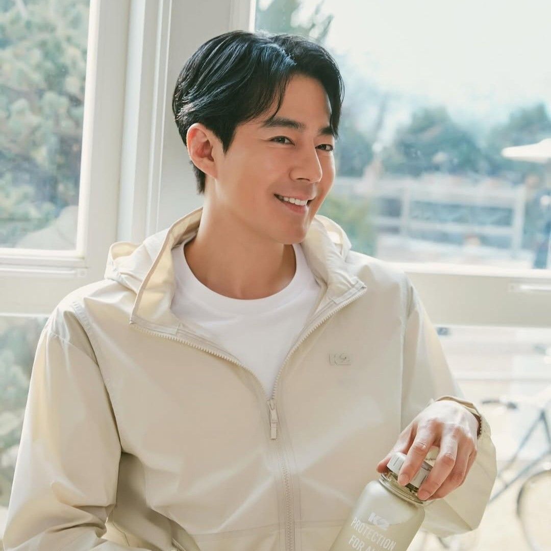 Behind-the-scenes cut of Jo Insung