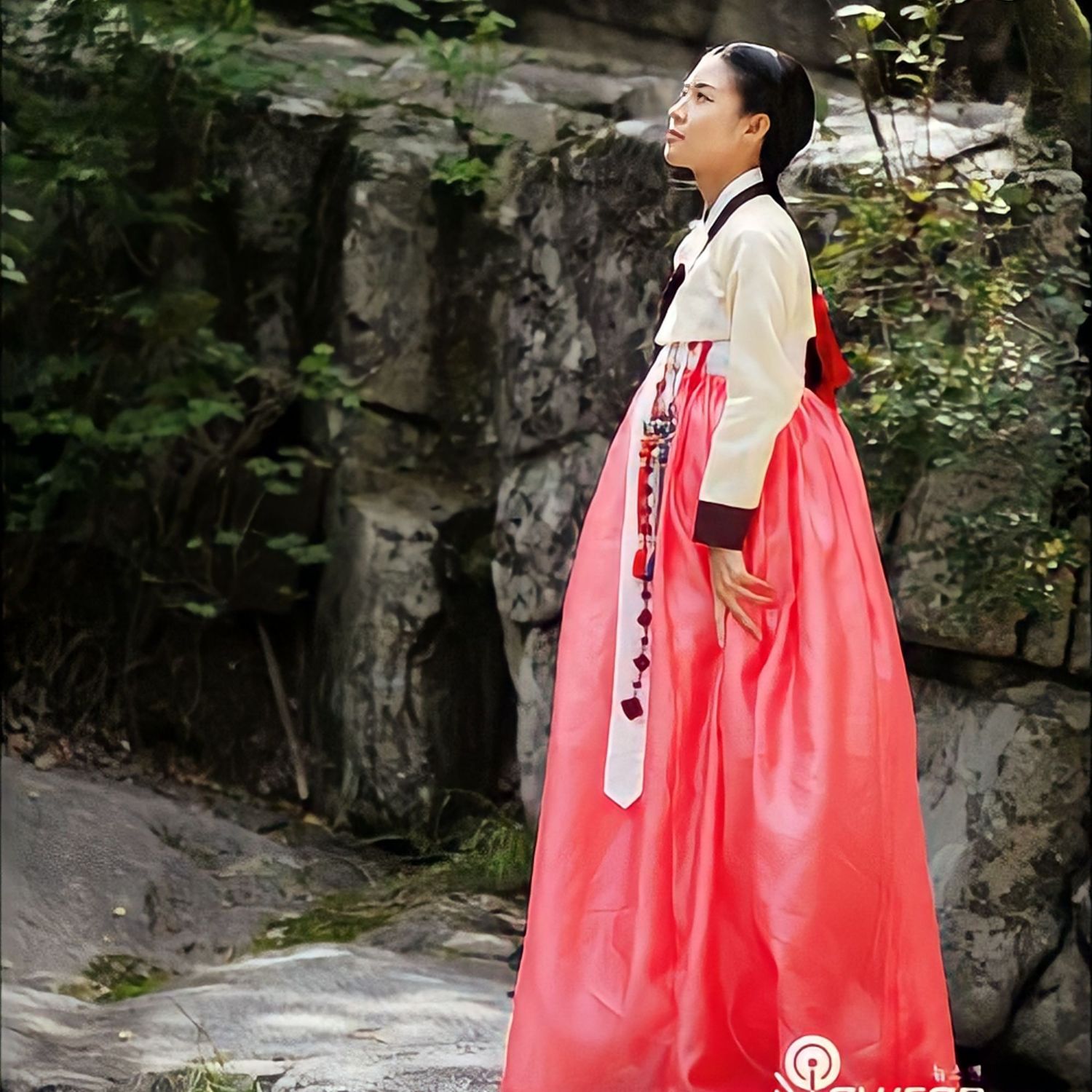 Latest photo of Ha Jiwon
