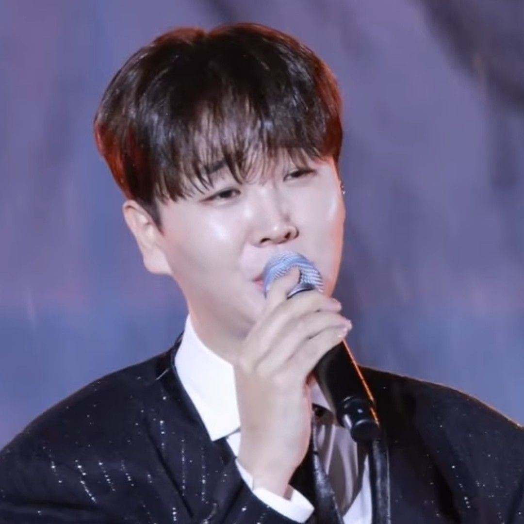 Latest photo of Song Minjun