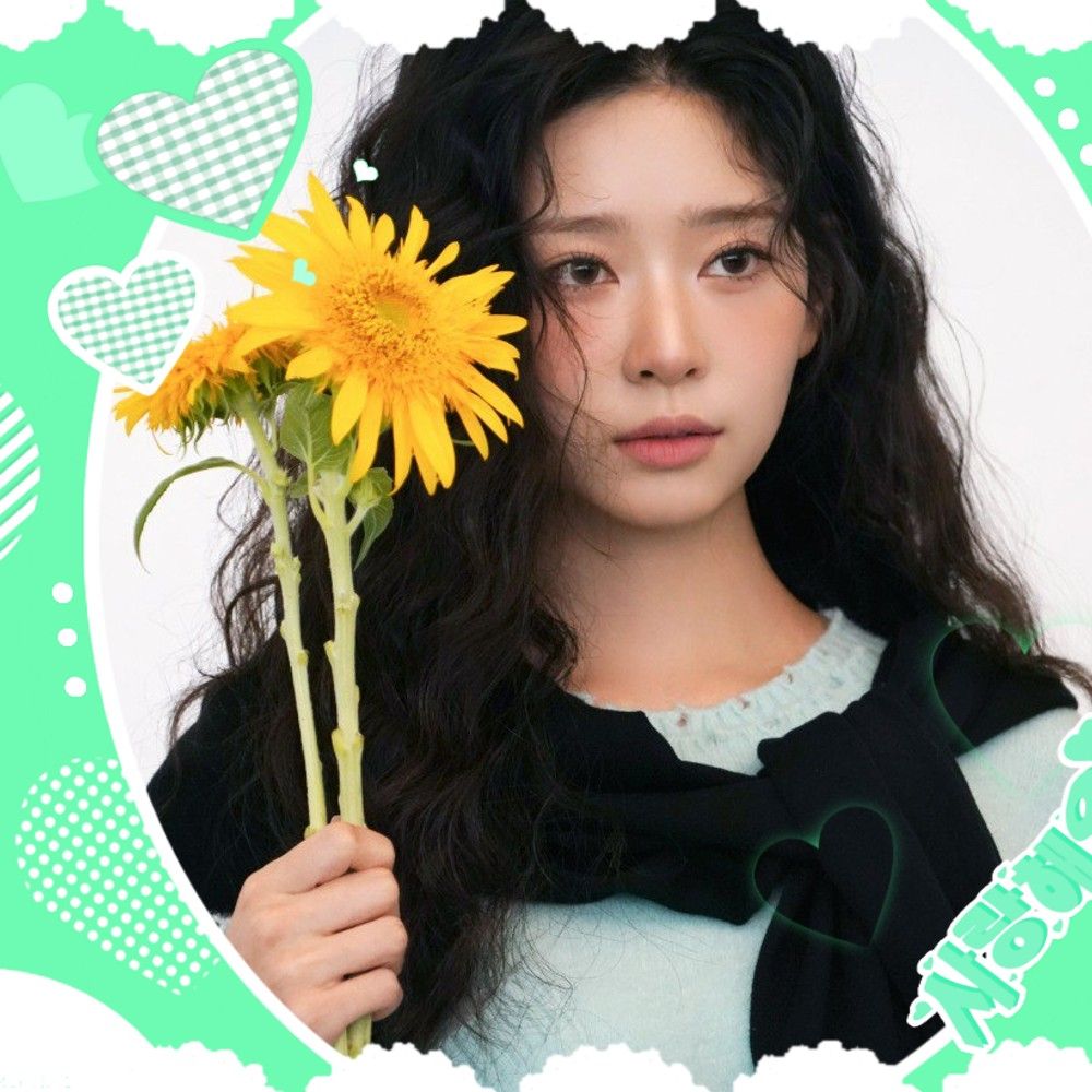 Behind-the-scenes cut of Kim Minju