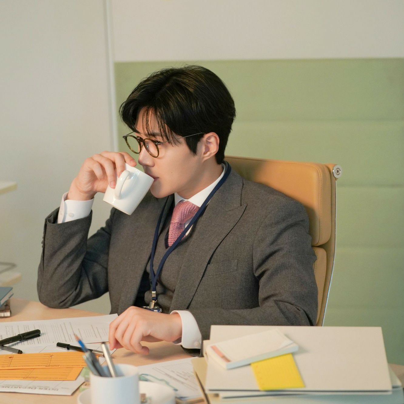 金宣虎的最新照片