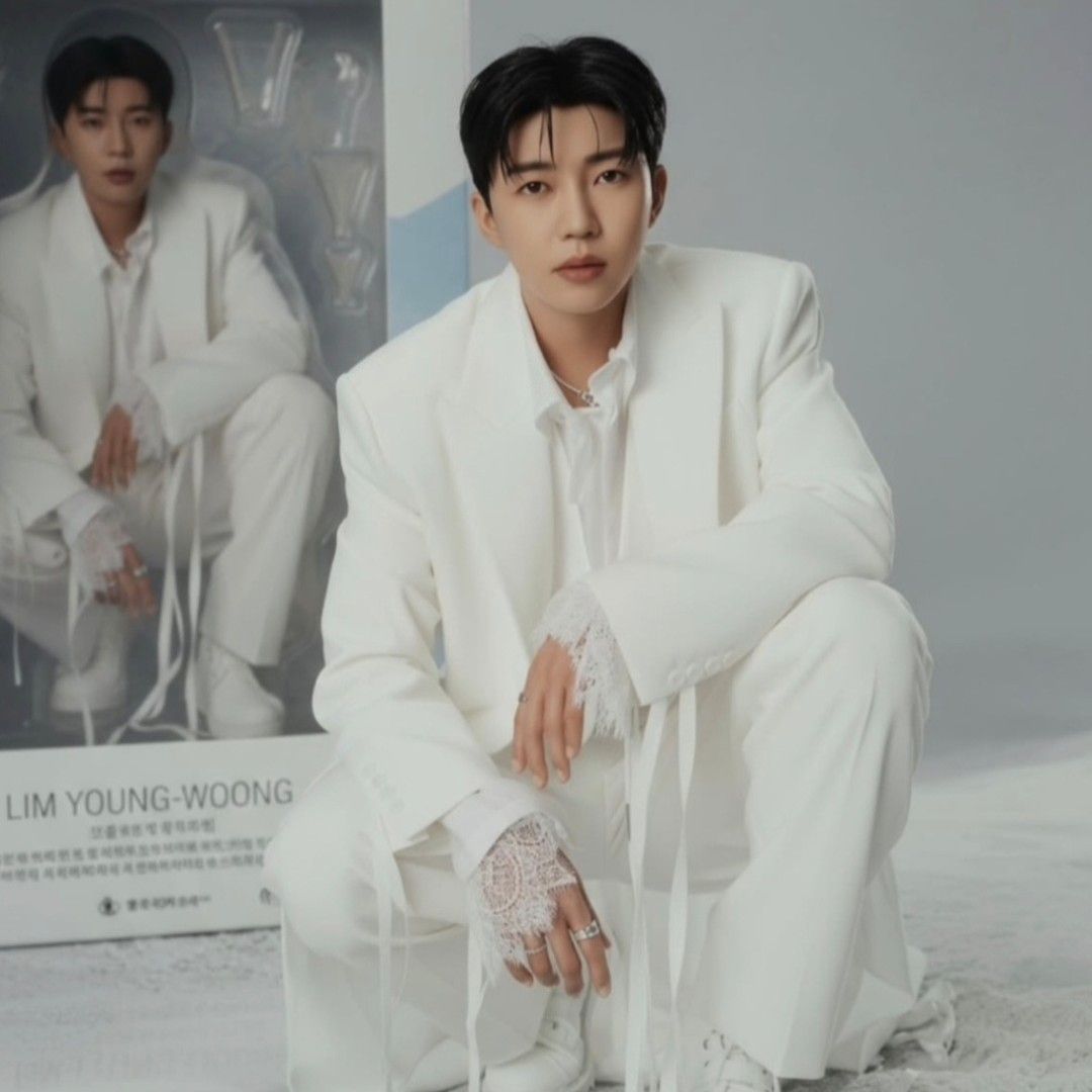 Latest photo of Lim Youngwoong