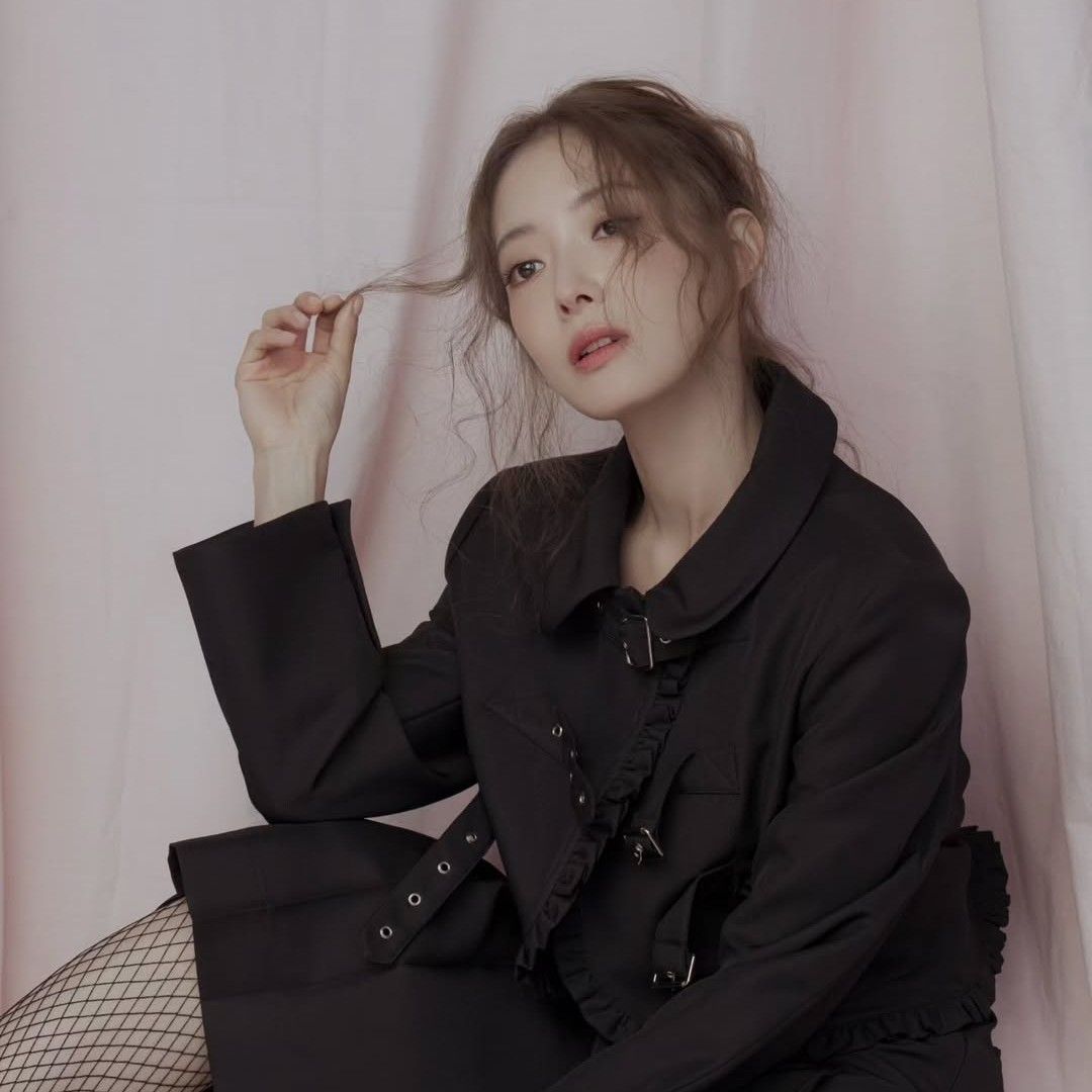 Recent activity shot of Lee Seyoung