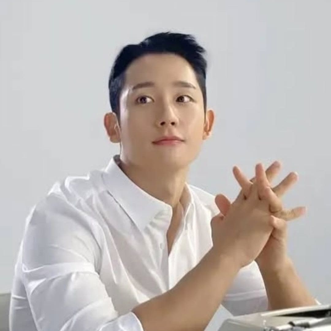 Recent activity shot of Jung Haein