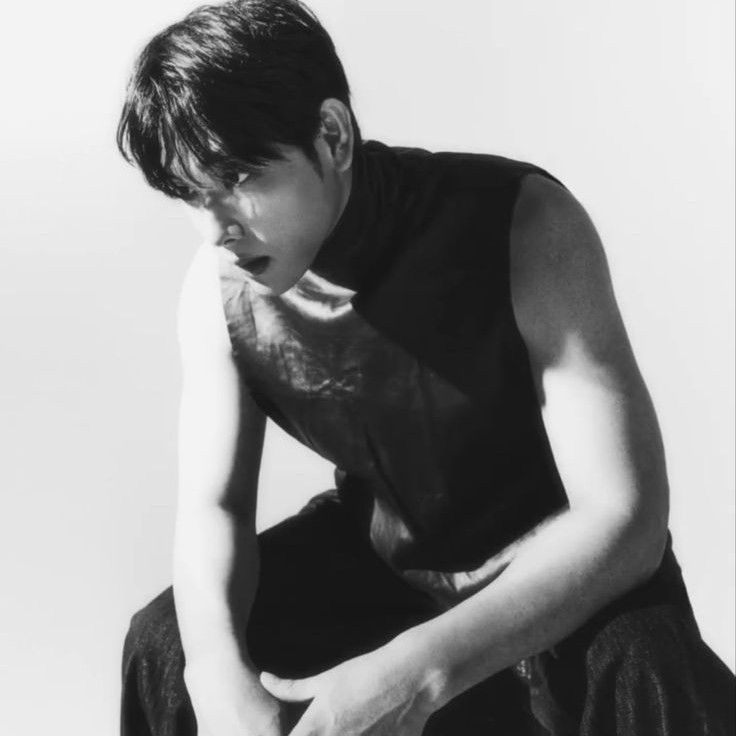 Latest photo of Yim Siwan