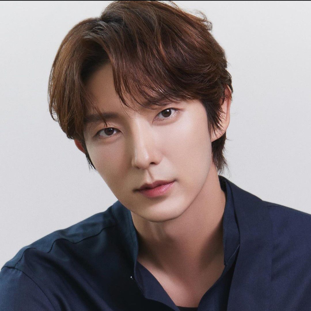 Latest photo of Lee Joongi