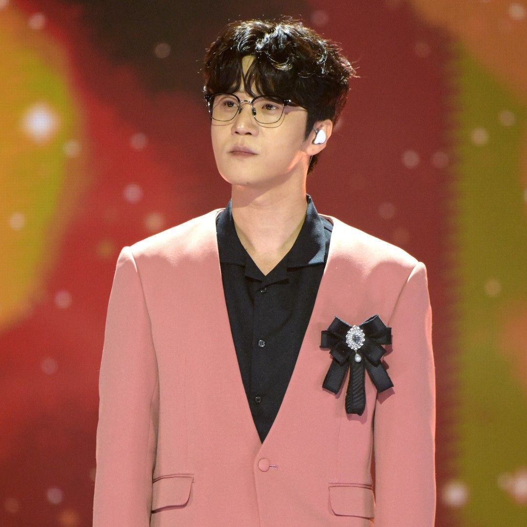 Recent activity shot of Park Jihoo (Mr. Trot 3)