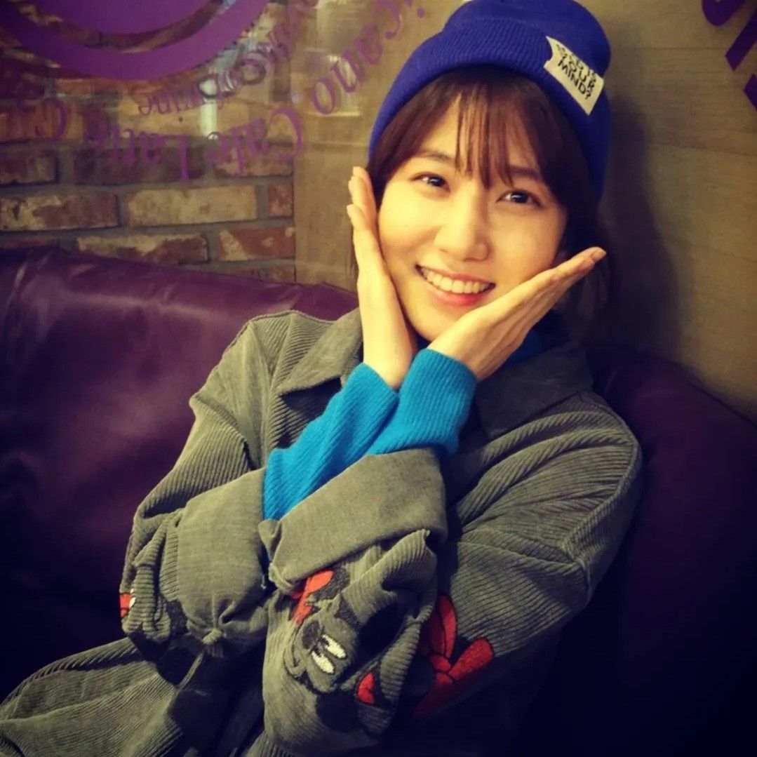 Behind-the-scenes cut of Park Eunbin