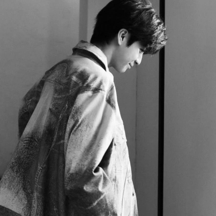 Cuplikan di balik layar dari Jeong Dongwon