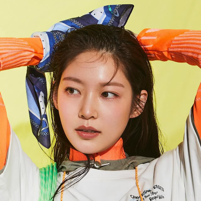 Behind-the-scenes cut of Gong Seungyeon