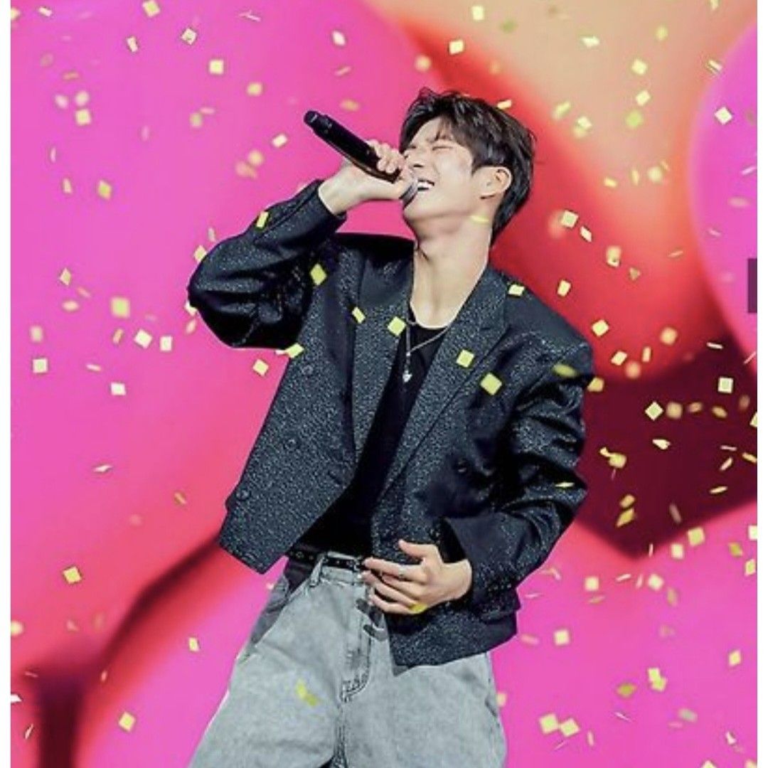 Latest photo of Jeong Dongwon