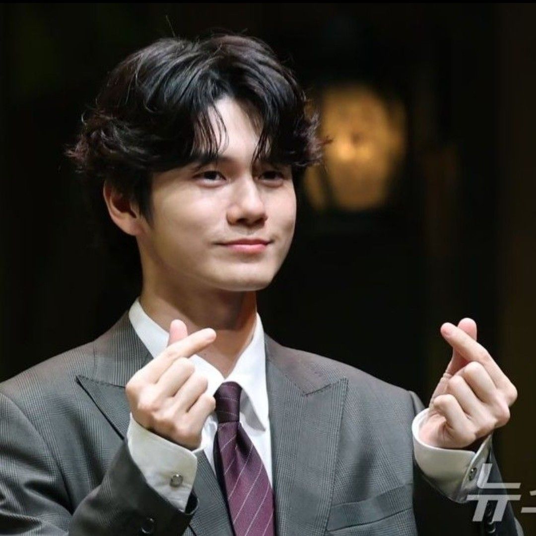 Recent activity shot of Ong Seongwu