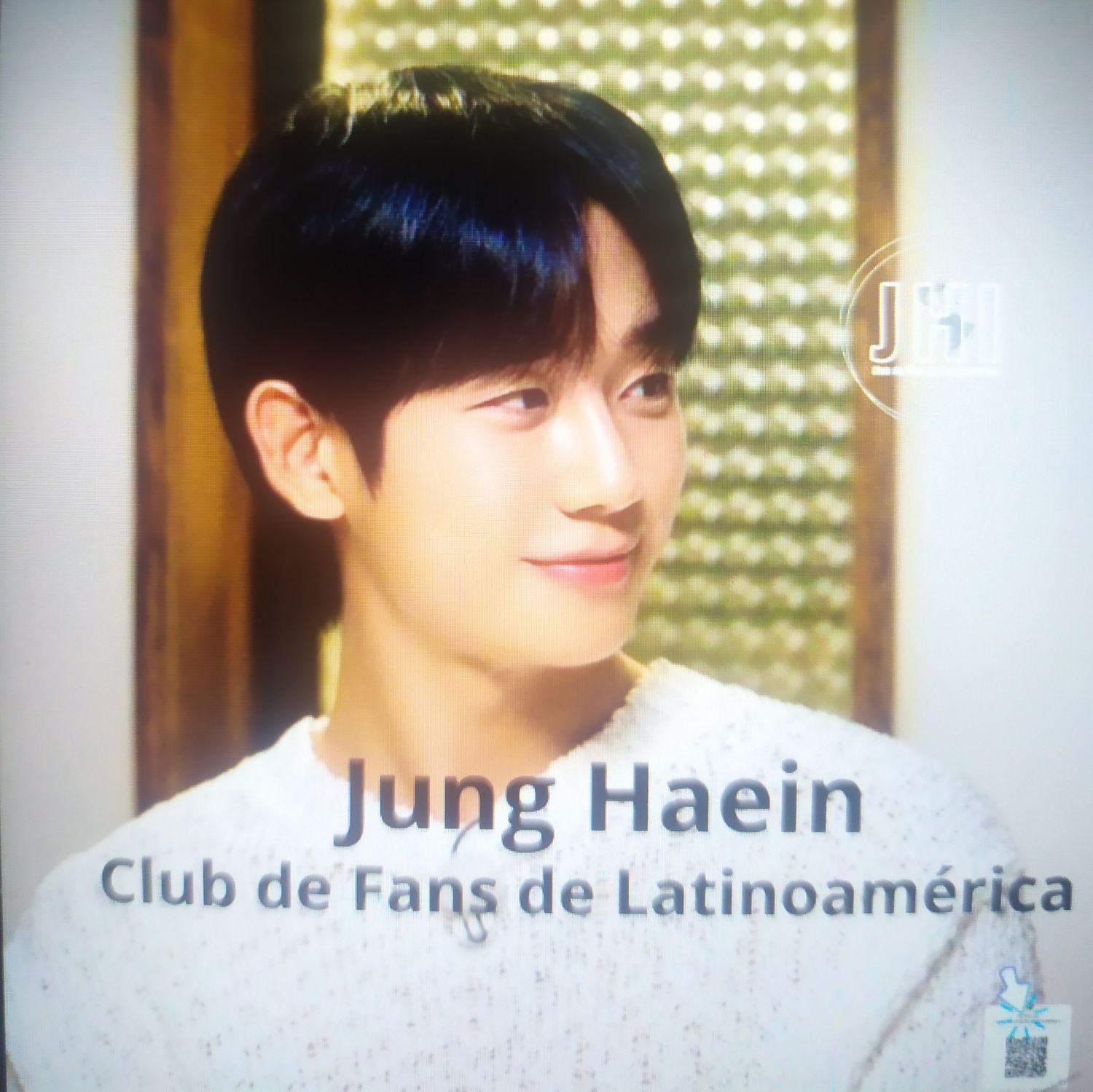 Behind-the-scenes cut of Jung Haein