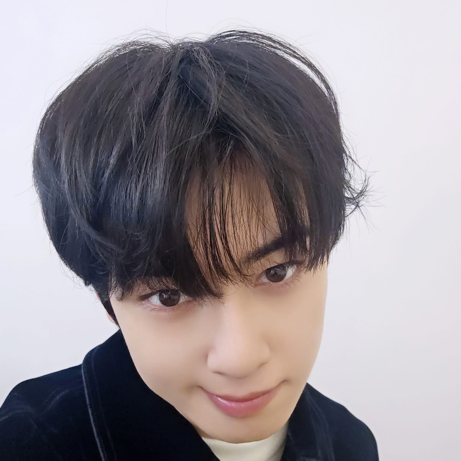 Behind-the-scenes cut of Cha Eunwoo