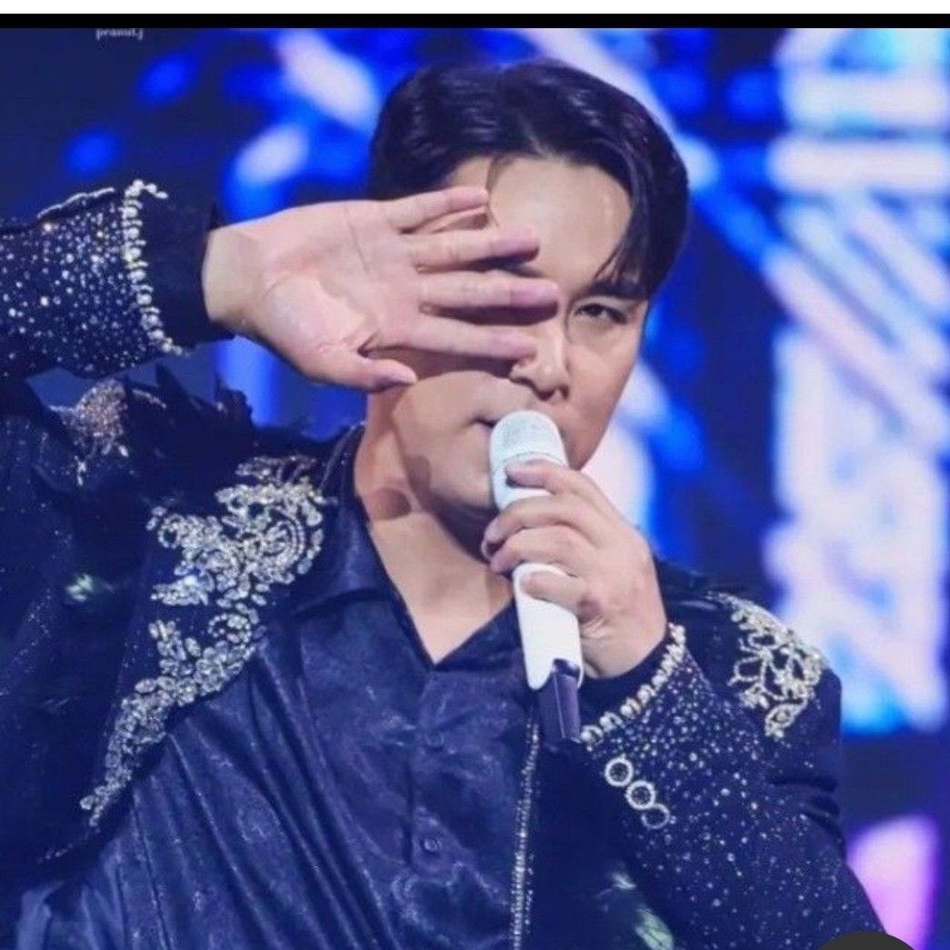 チャン・ミンホの最近の活動ショット