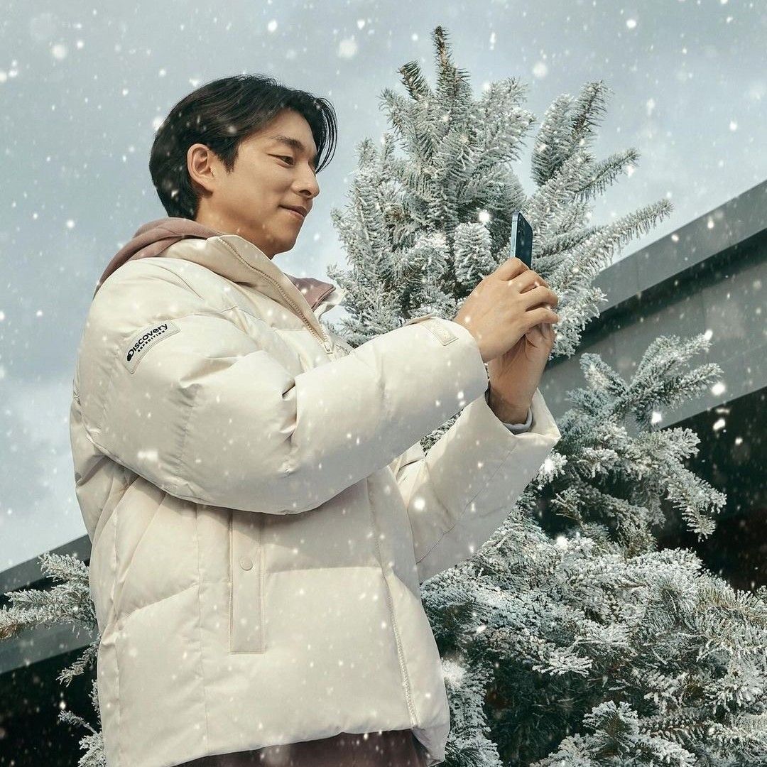 A moment captured by a fan of Gong Yoo