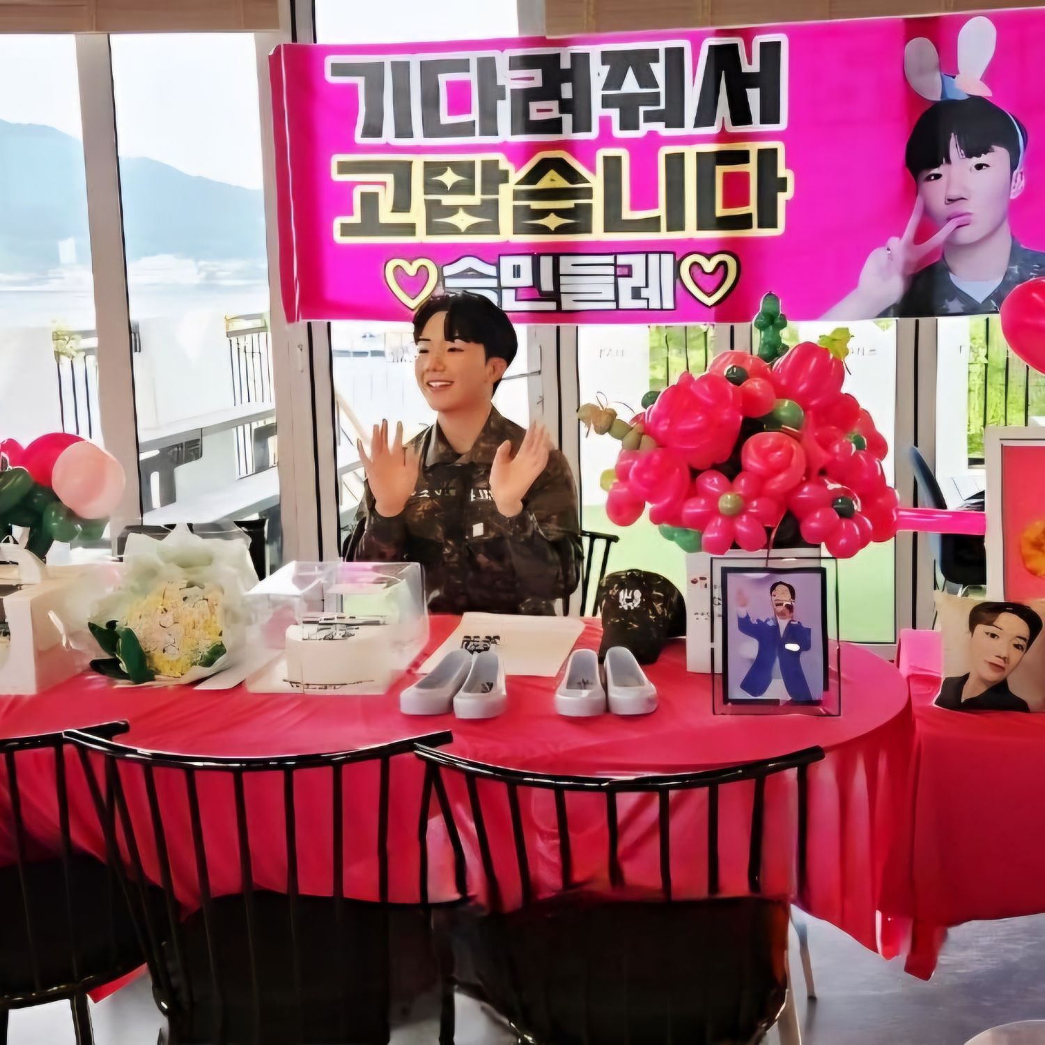 Behind-the-scenes cut of Nam Seungmin