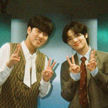 Behind-the-scenes cut of Lee Mujin