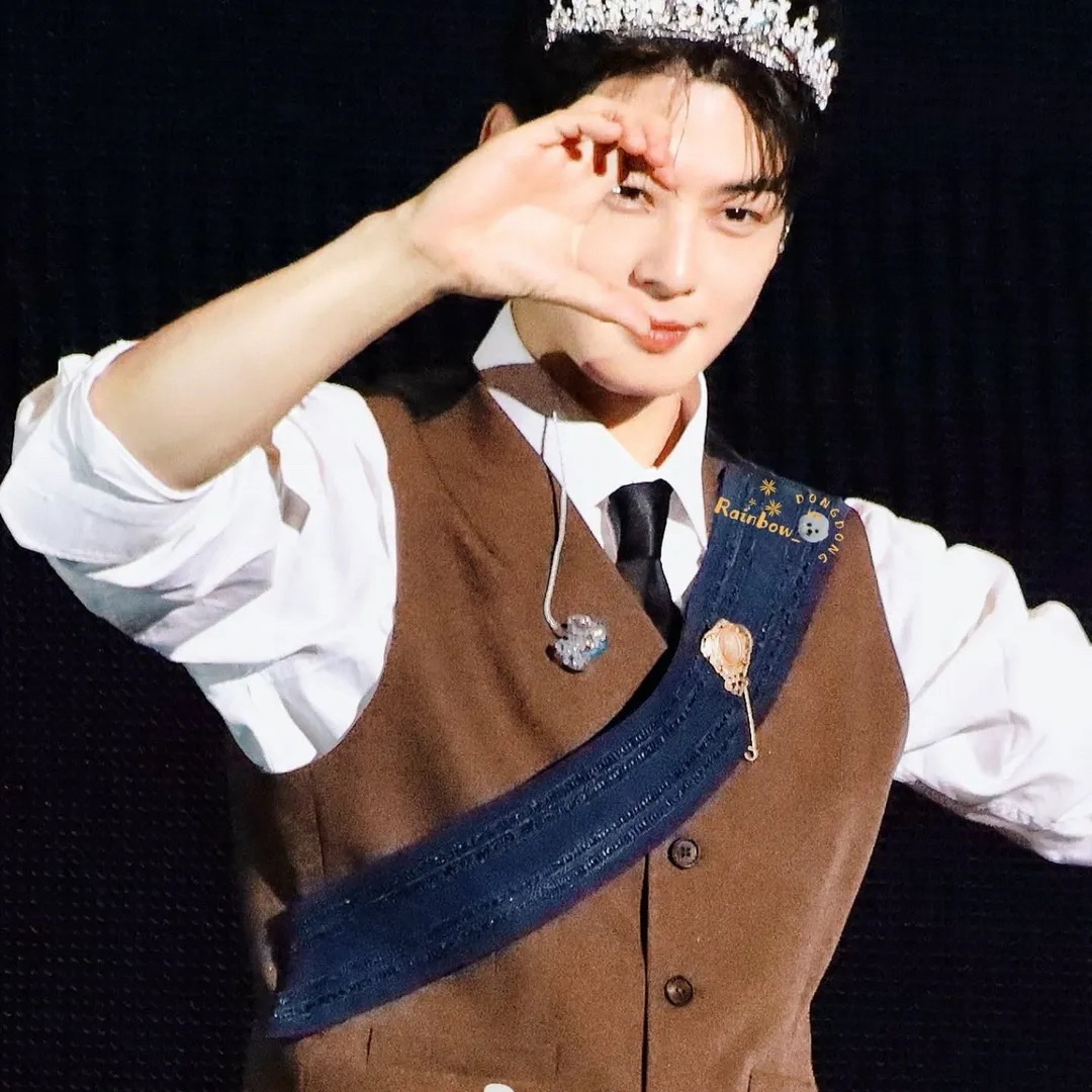 Latest photo of Cha Eunwoo