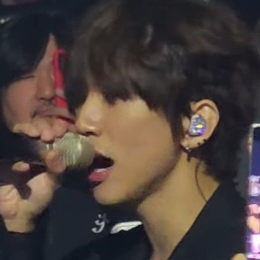 Recent activity shot of Lee Seungyoon