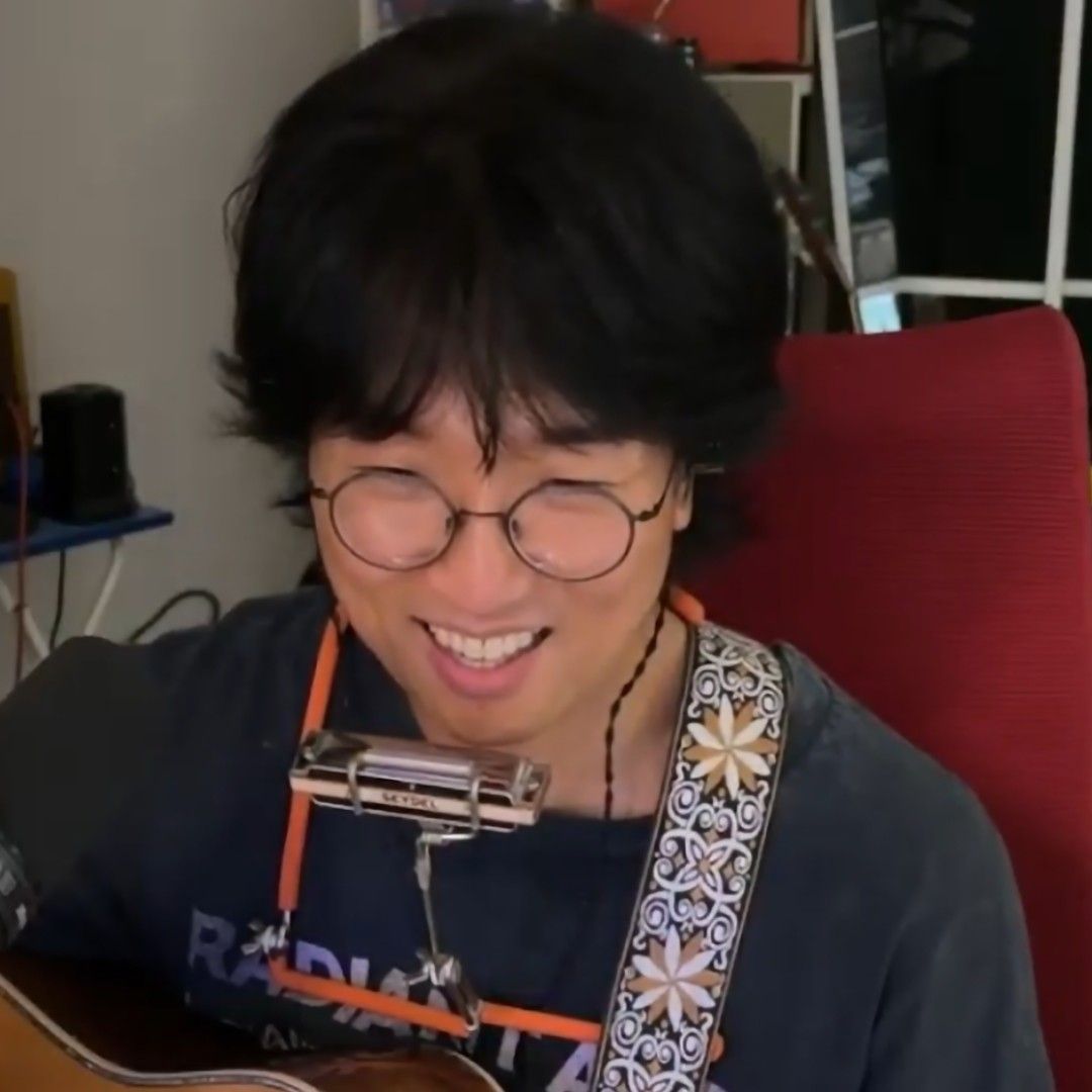 Behind-the-scenes cut of Bak Changgeun