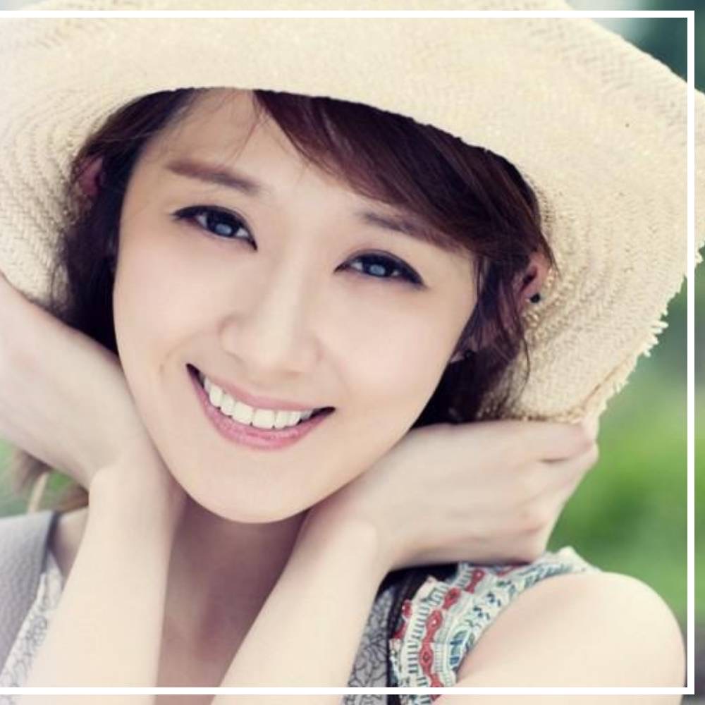 A moment captured by a fan of Jang Nara