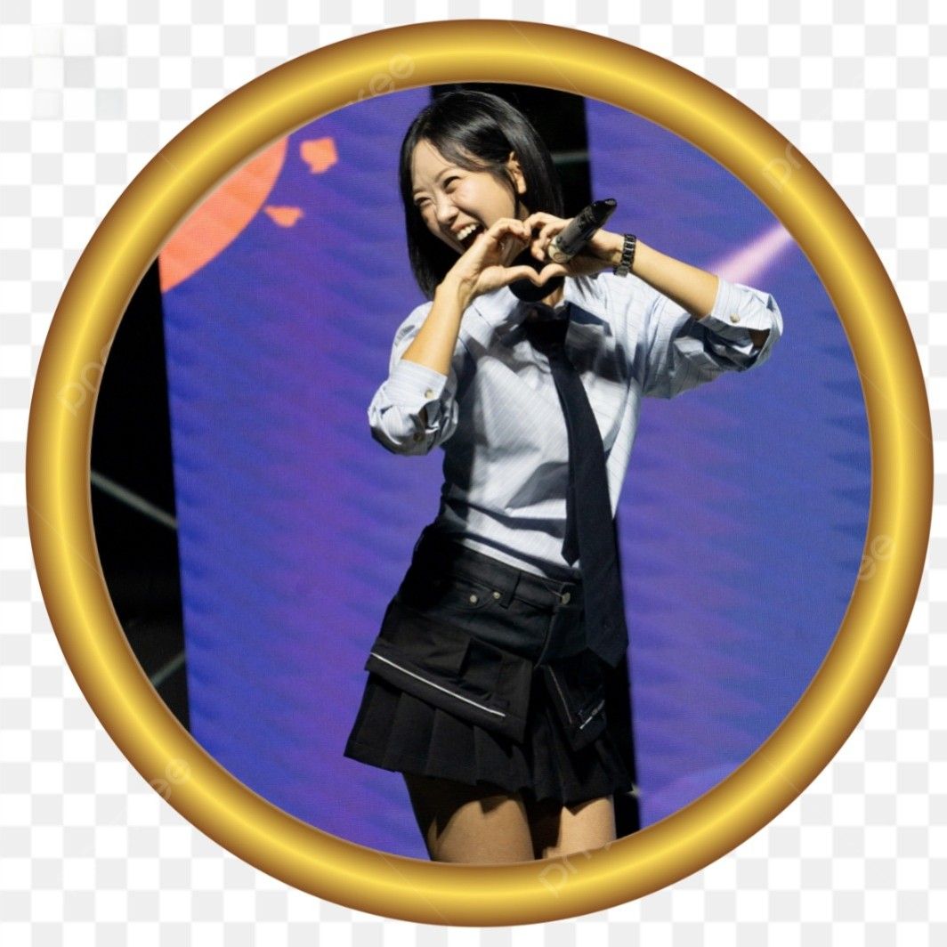 A moment captured by a fan of Kang Hyeyeon