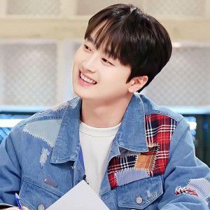 이찬원 최근 활동샷