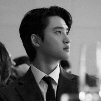 都暻秀 (D.O.)的最新照片