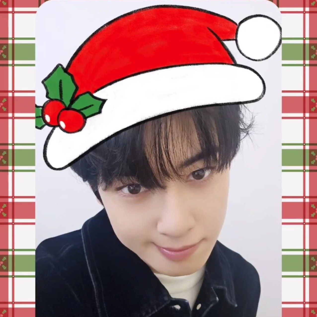 A moment captured by a fan of Cha Eunwoo