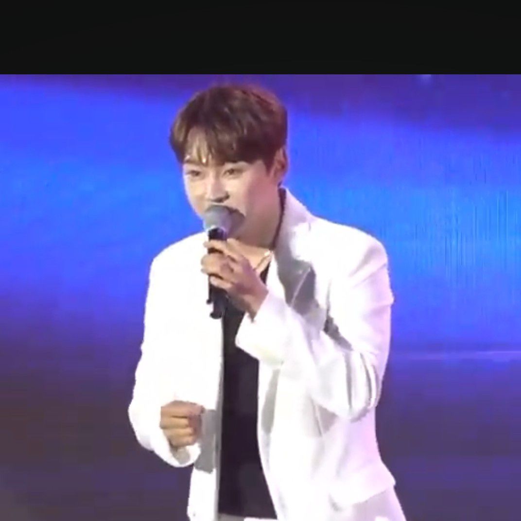 박서진의 최신 사진