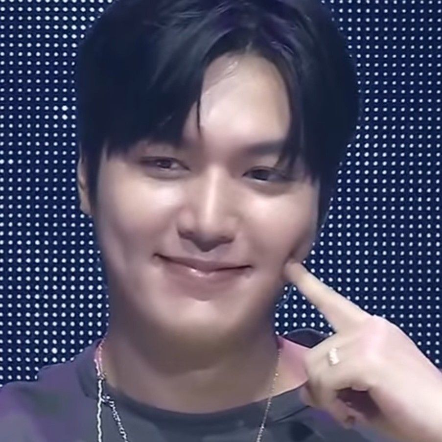 Latest photo of Lee Minho